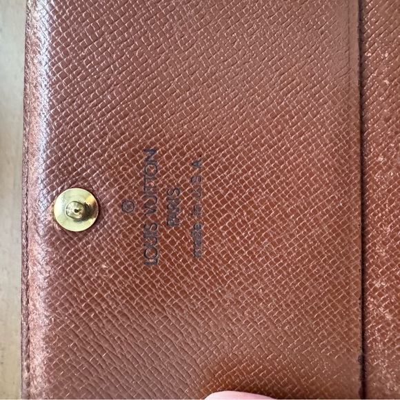 Louis Vuitton Brown and Gold Monogram Wallet - Picture 7 of 7